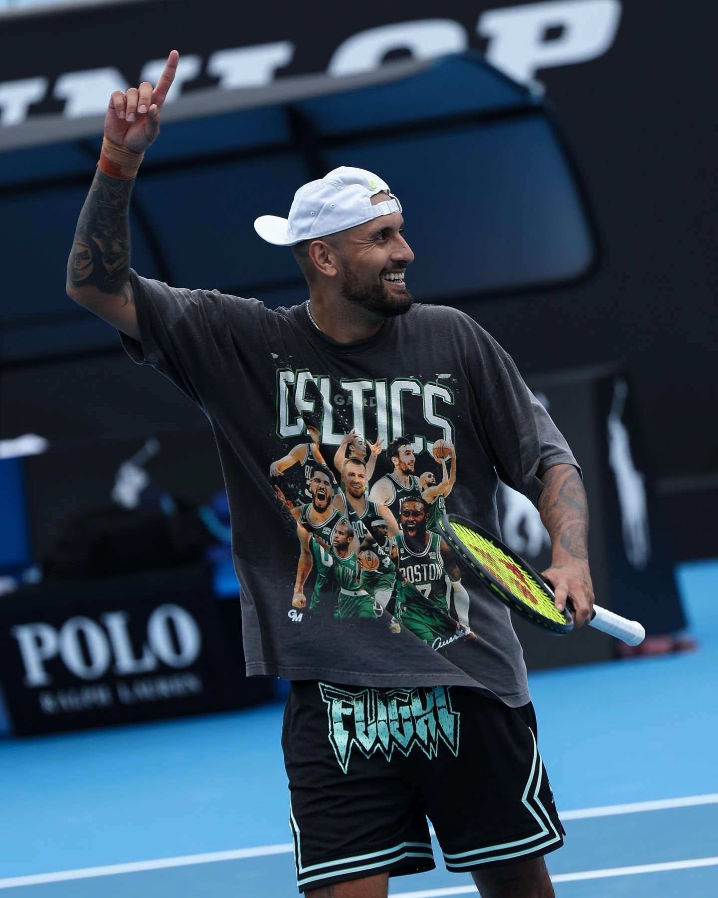 西班牙网球队爆冷法国网球队，克耶高斯高光表现的简单介绍