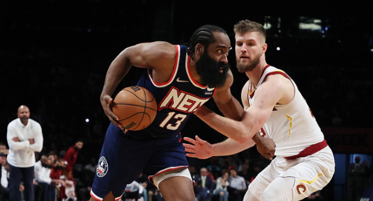 勇士B队碾压雄鹿,费沃斯惊艳世界 勇士B队碾压雄鹿,费沃斯惊艳世界